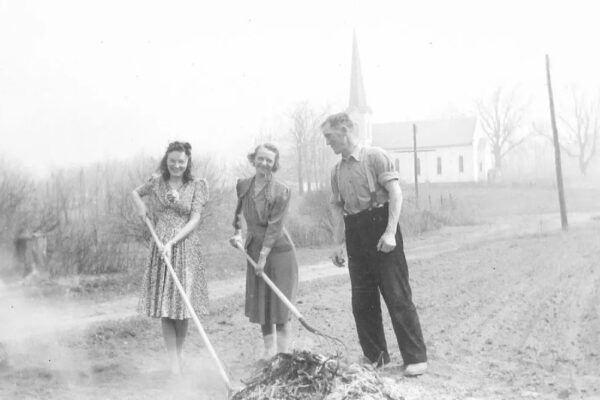 1944