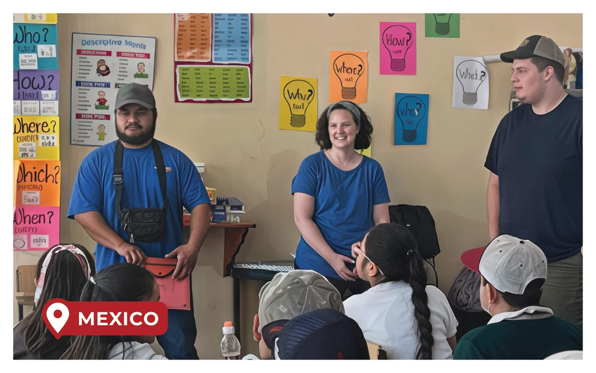 Journey Interns teaching ASL in Mexico